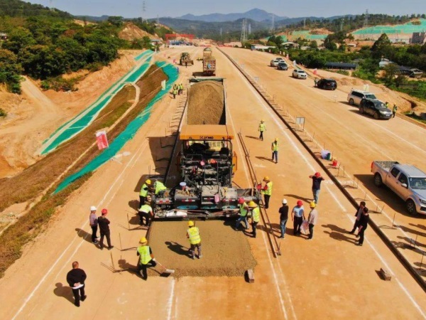 百色高速公路